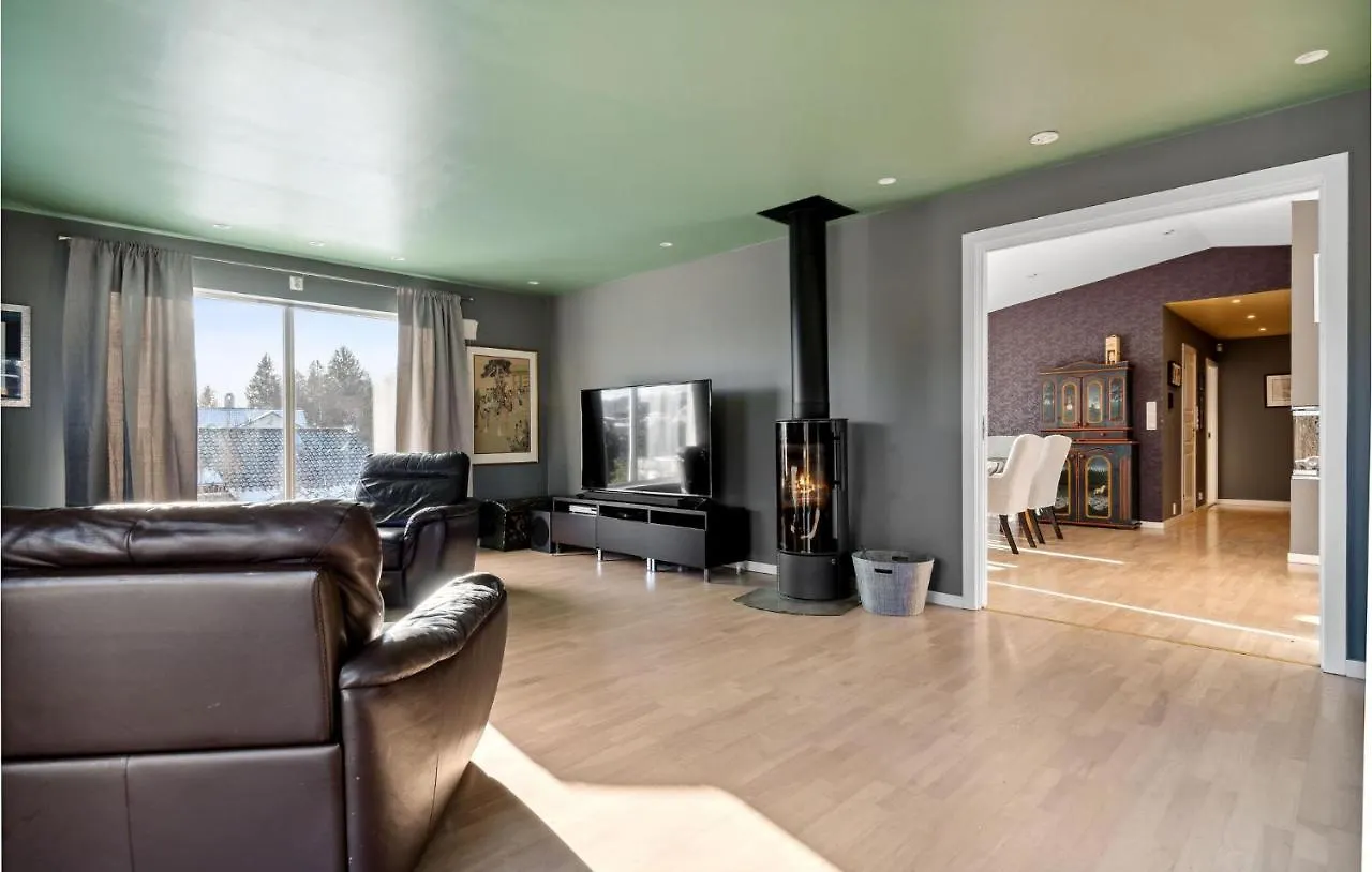 3 Bedroom Awesome Apartment In Nesttun 卑爾根